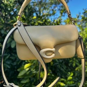 Coach Pillow Tabby 18